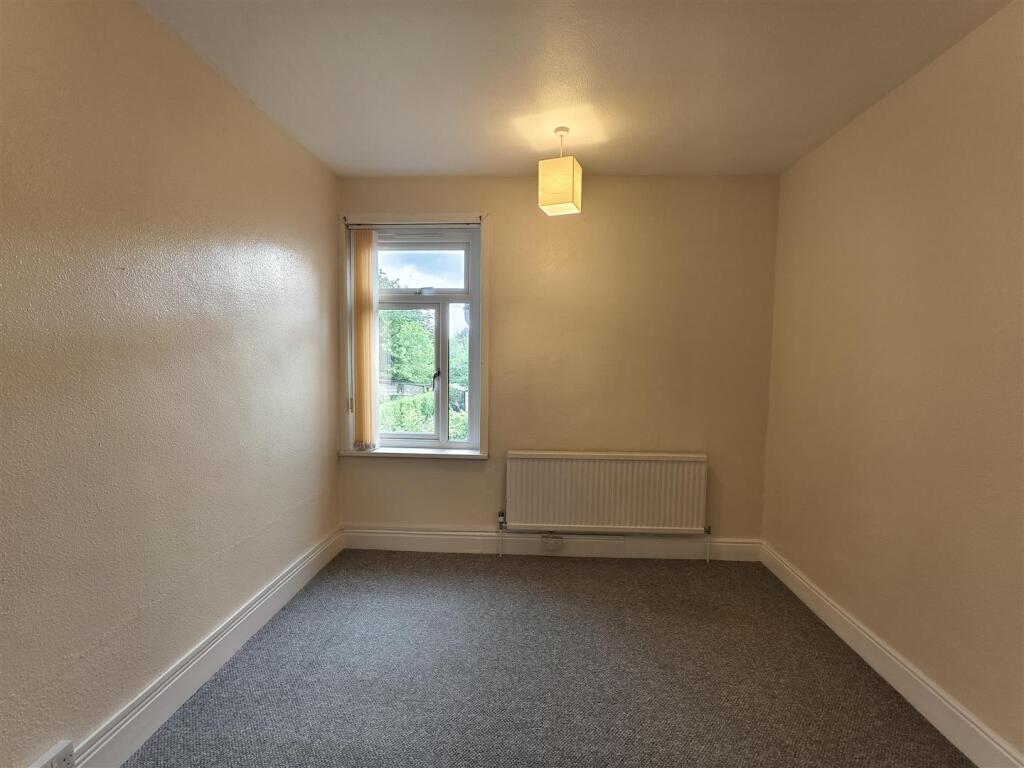 Room 2.jpg