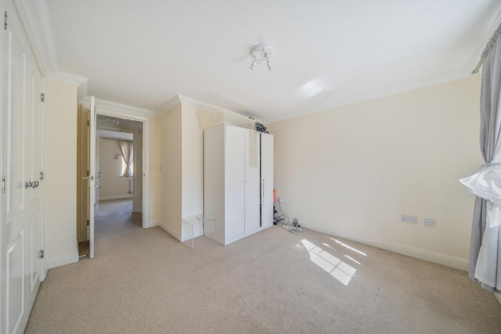 1341767-4-68babf9...