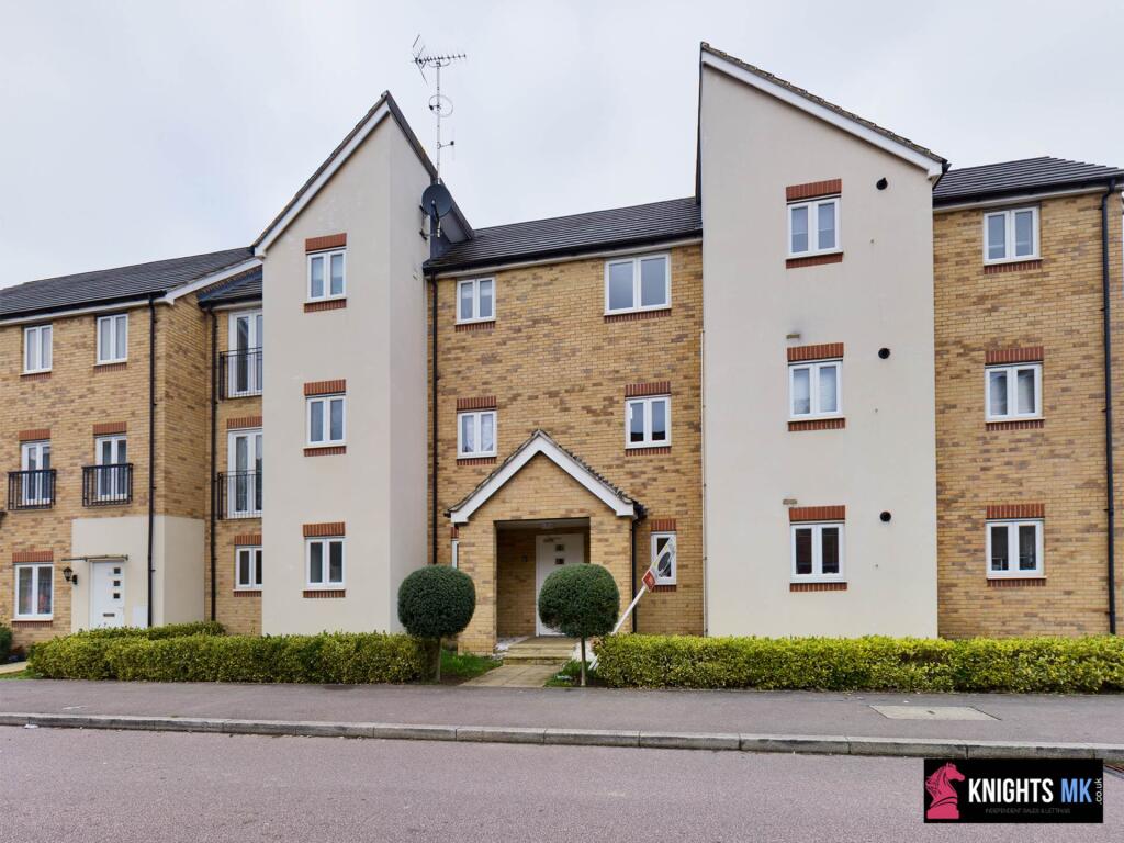 Fonda Meadows, Oxley Park