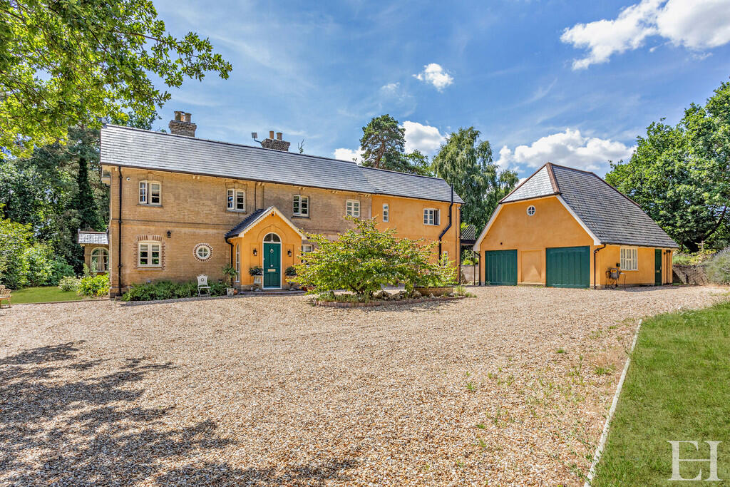 8654607-exteriorW...