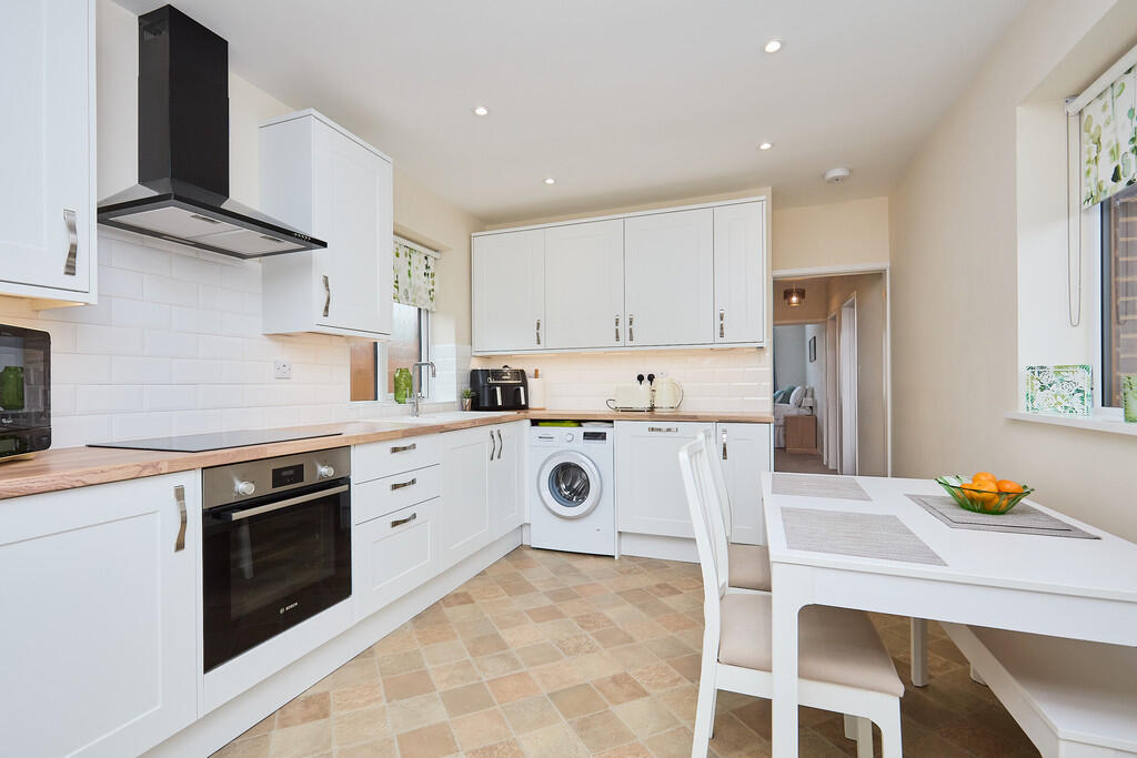 Edward Knight 202...