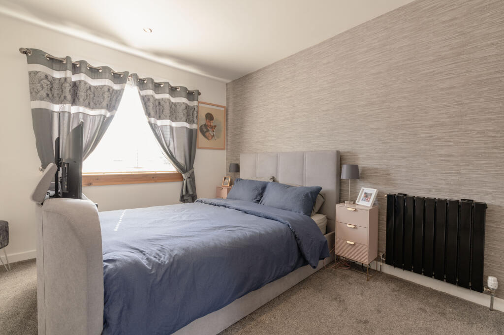 Bed 1 alt
