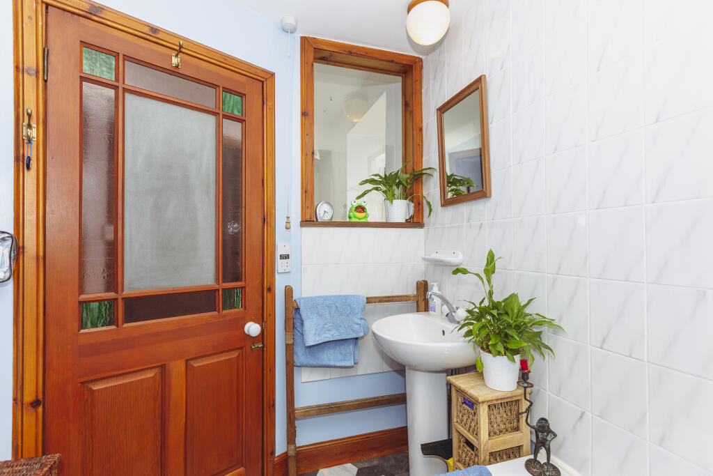 Upstairs Family Bathroom