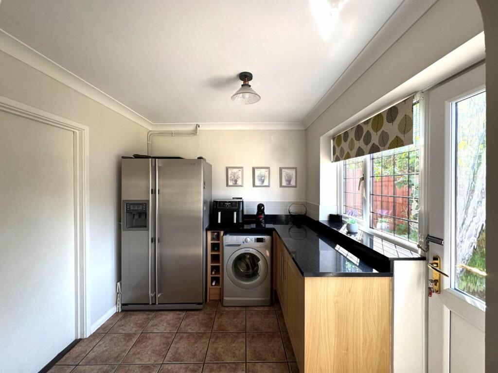 WhatsApp Image 2025-06-19 at 11.52.30_83e5077f.jpg