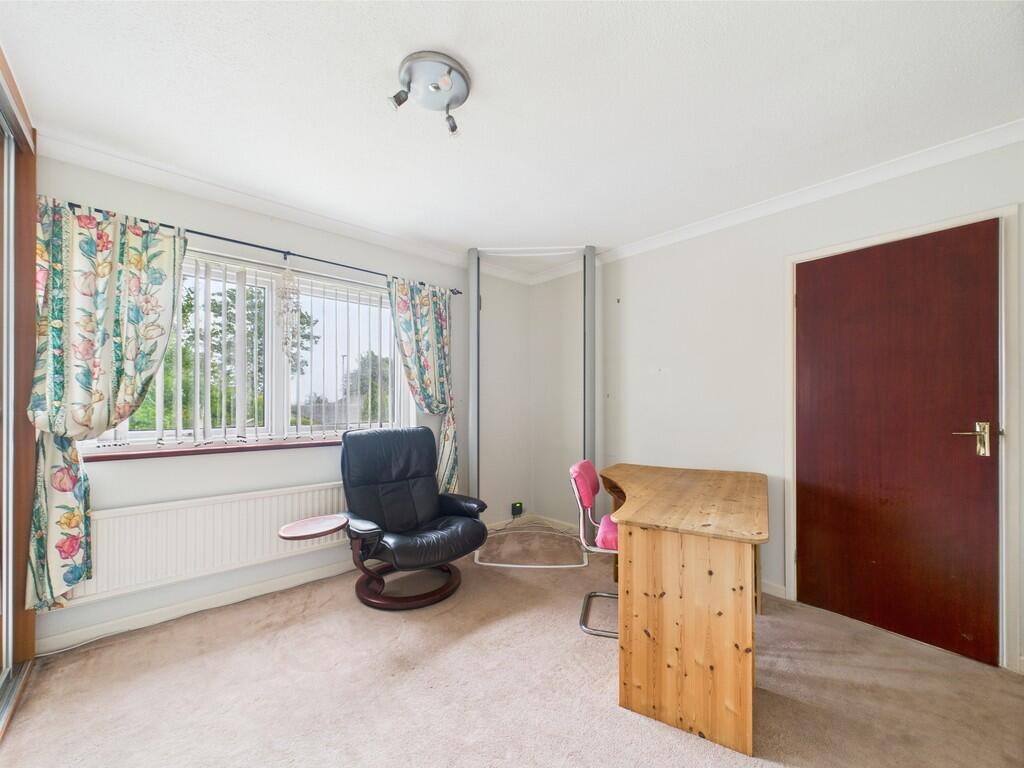 CAM02089G0-PR0483...