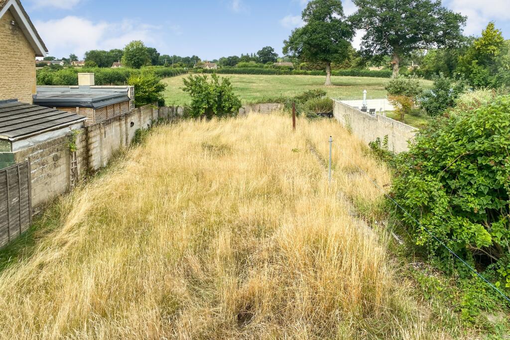 19 Oakhurst, Langley Burrell, Wiltshire, SN15 4LG