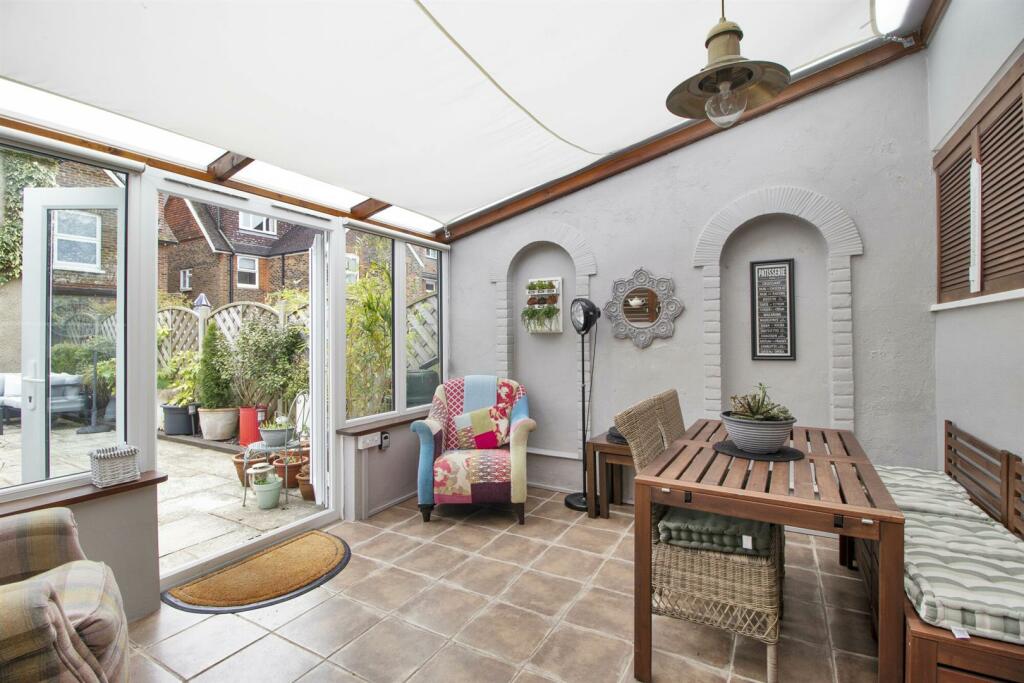 Garden Room.JPG