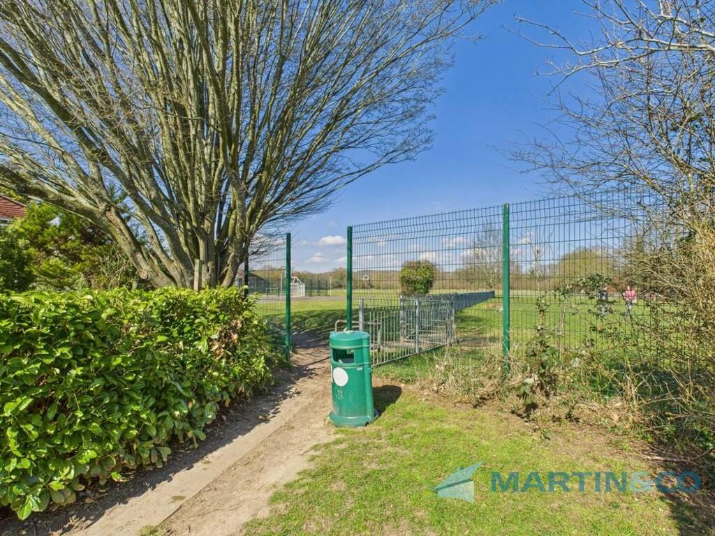 CAM02145G0-PR0051...