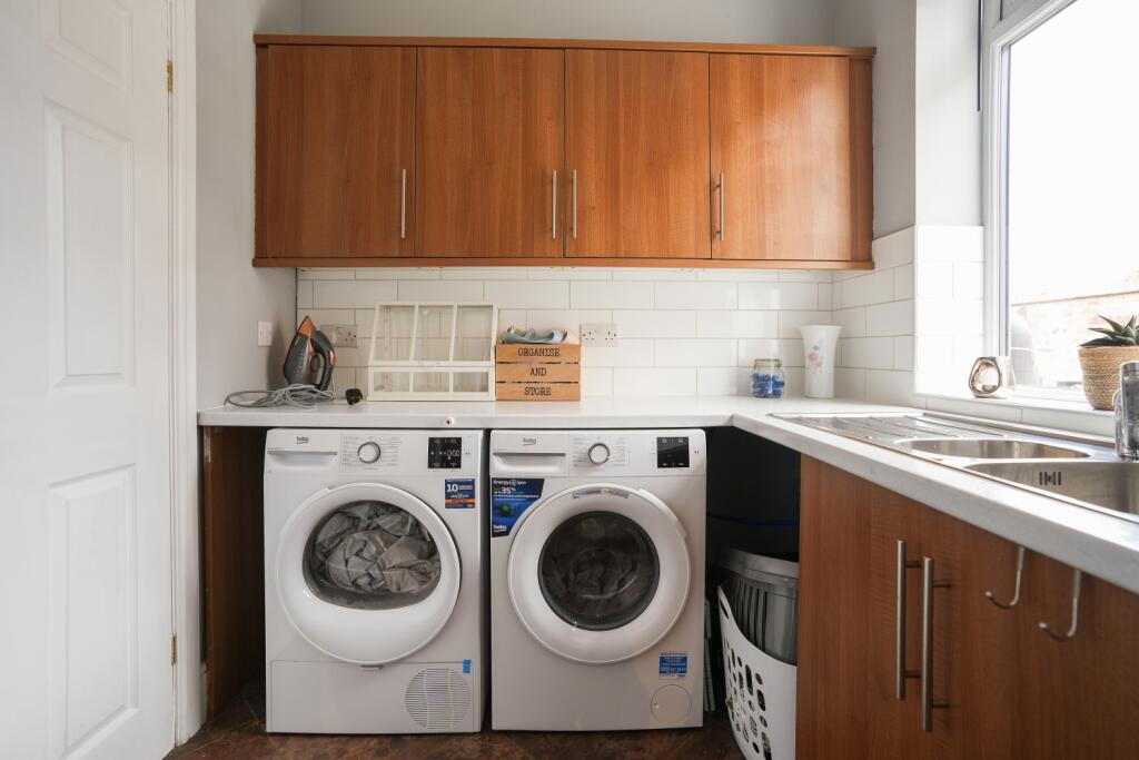 EweMove Estate Agents Scunthorpe - Utility