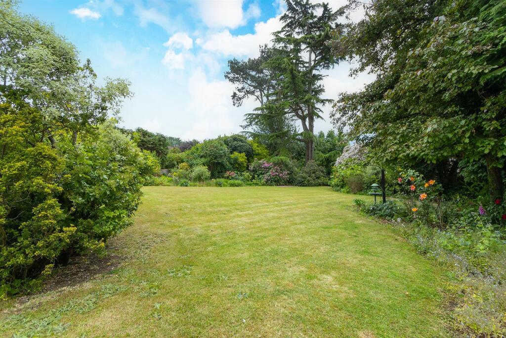 Bilton Rise, Rugby (25).jpg