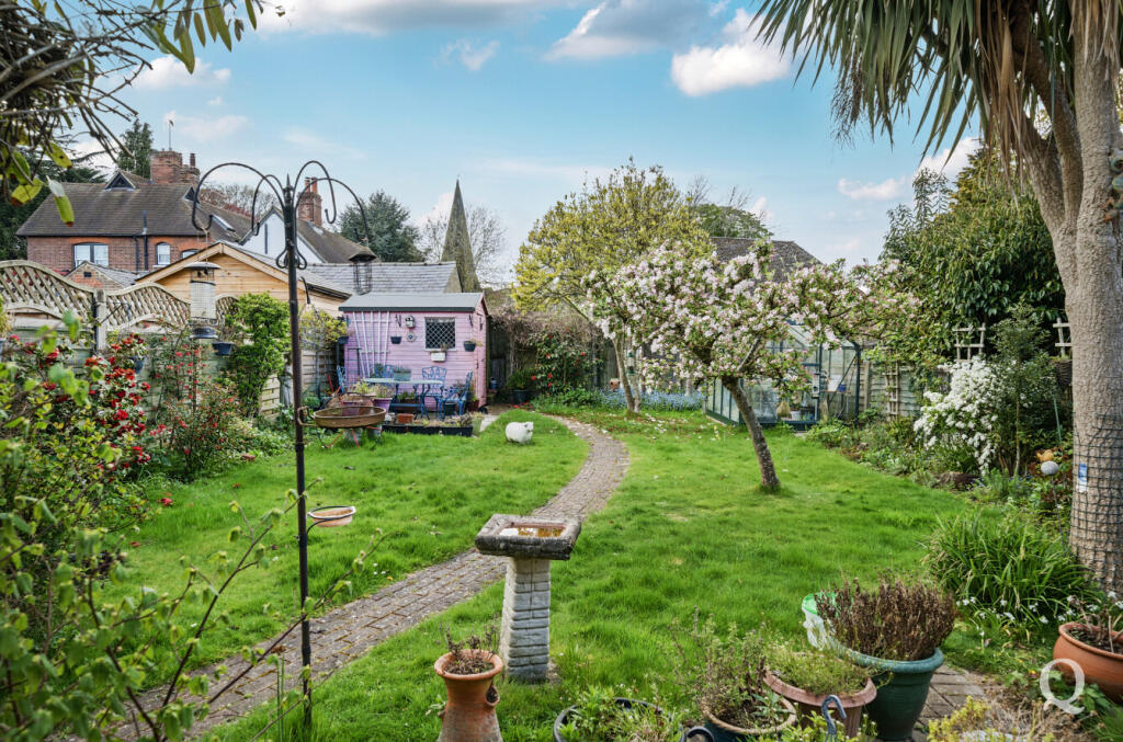 1f053fbd-4c77-48e...