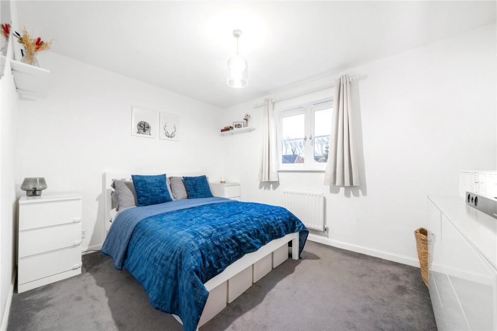 Double Bedroom 1 P1