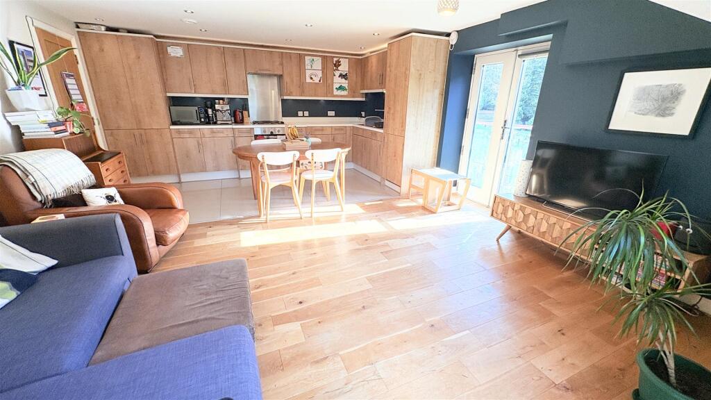 Open Plan Kitchen/Living Room