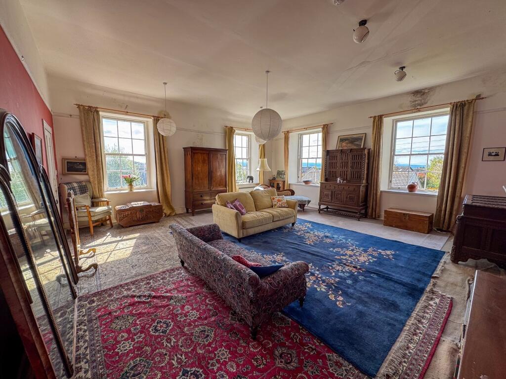 Lounge Additional