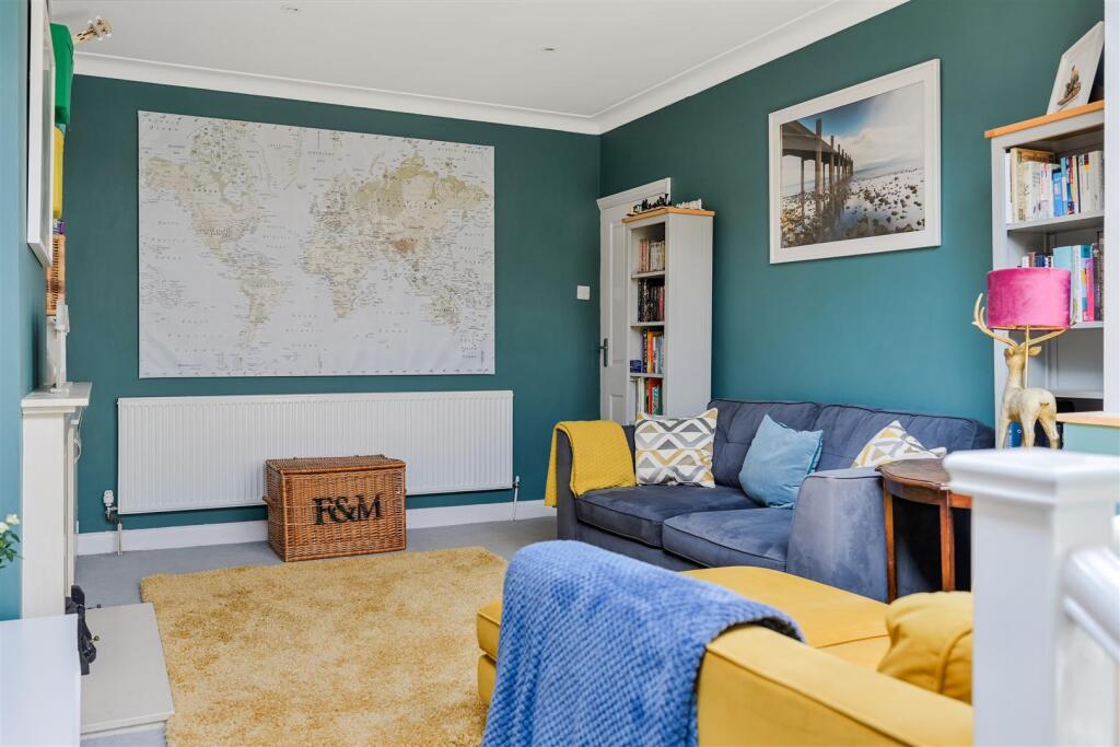 LOWER HILL ROAD (20).jpg