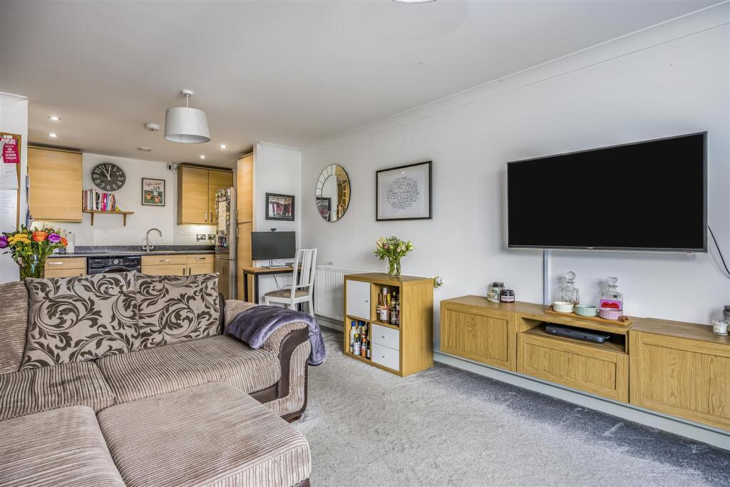 34 Southdown View, Military Road, Hilsea-PorticoMa
