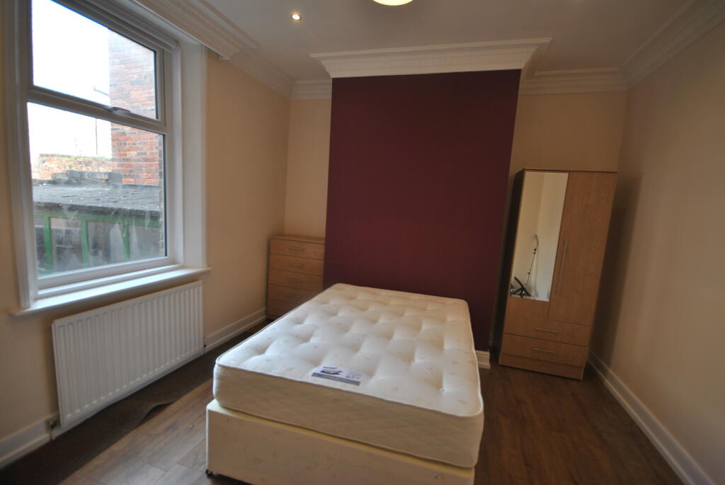 62 Clayton Park Squa