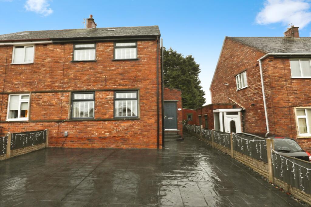 Youatt Avenue, Prescot, L35