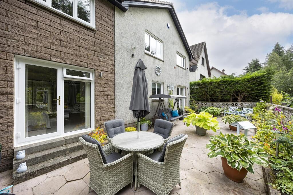 16_REDHILL_VIEWS_LENNOXTOWN_006.JPG