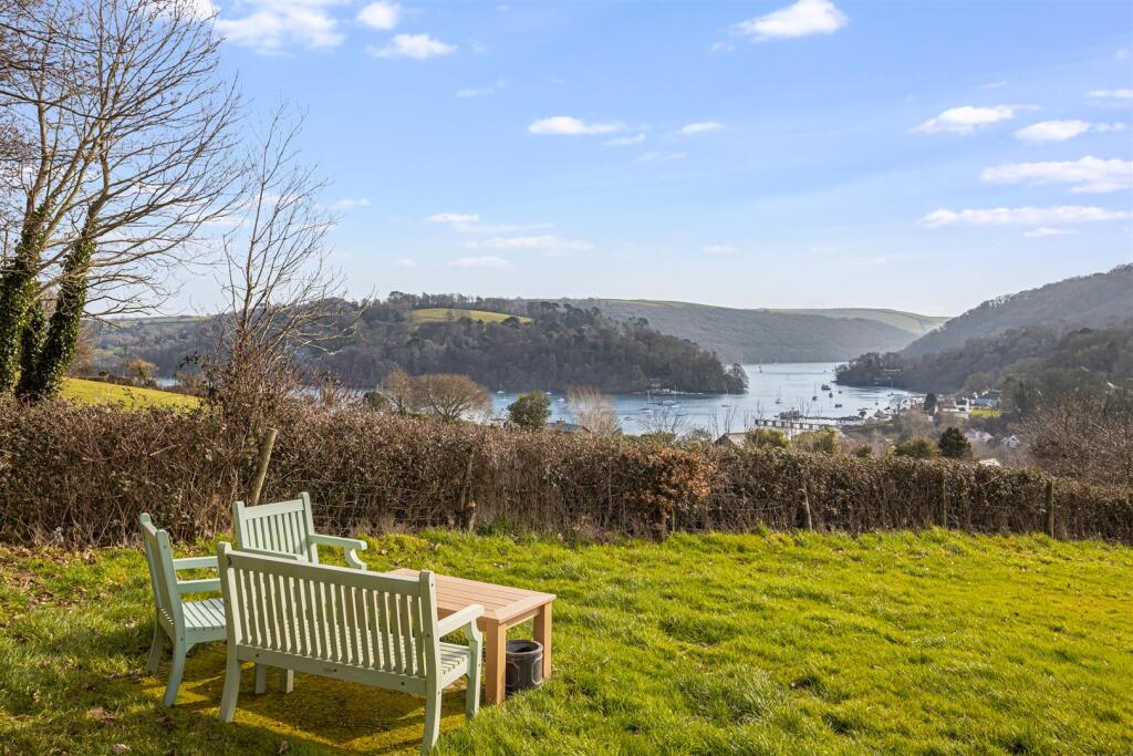 A08 - Dittisham Court Dittisham - 230215.jpg