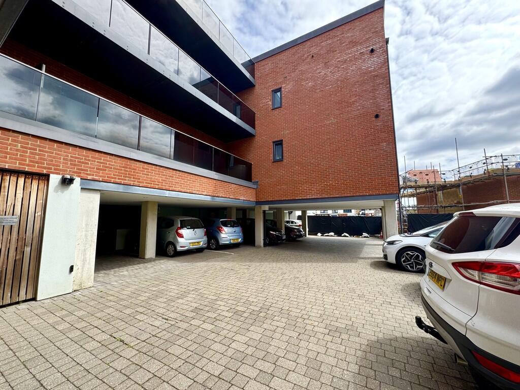 5 Elmtree lodge c...