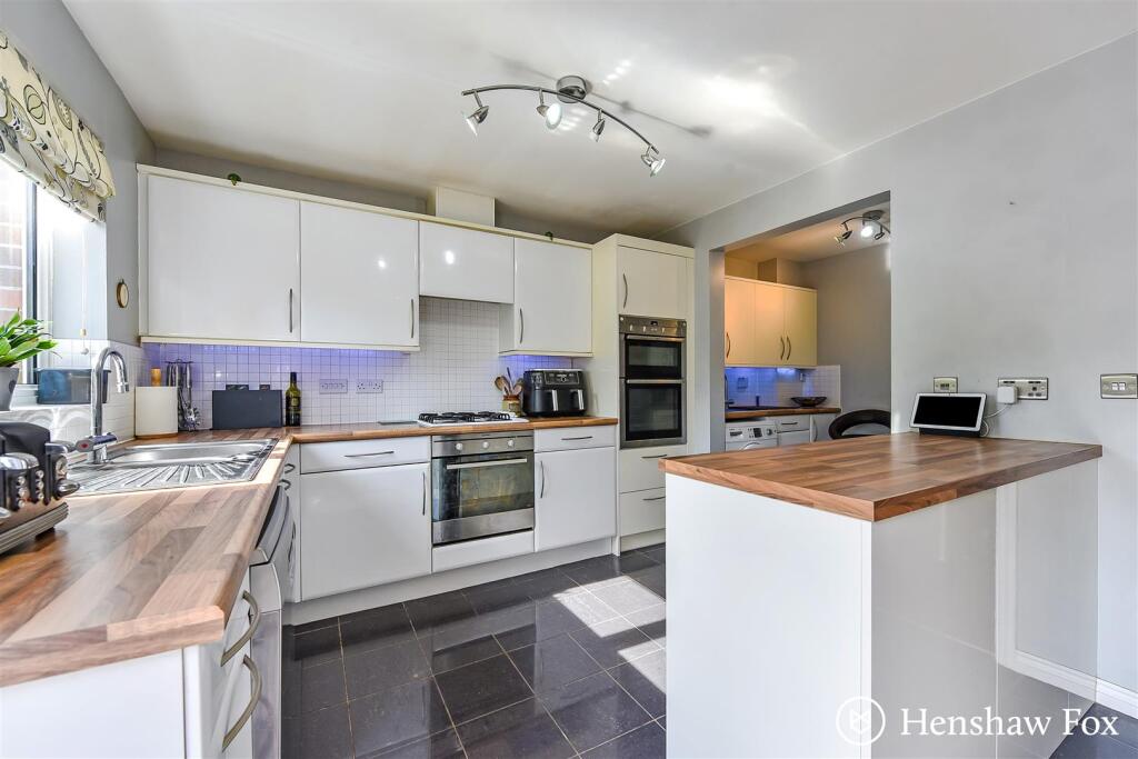 Ph7_5909223 - Copy.jpg