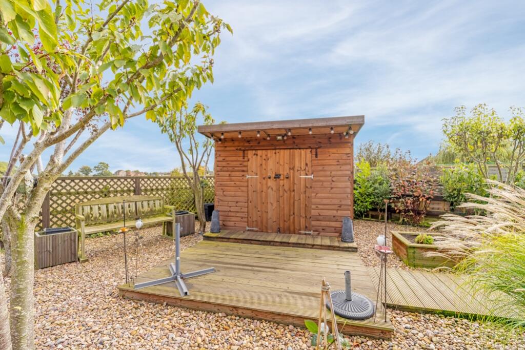 The Pantiles (Wrangle)-13