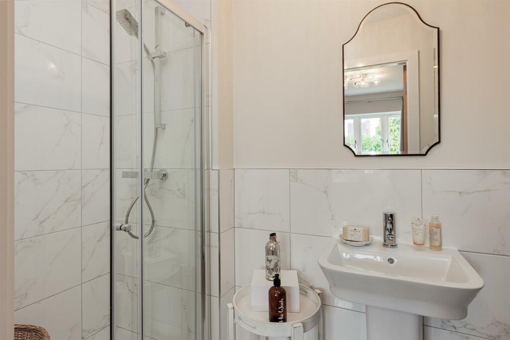 Bedroom Two En-Suite