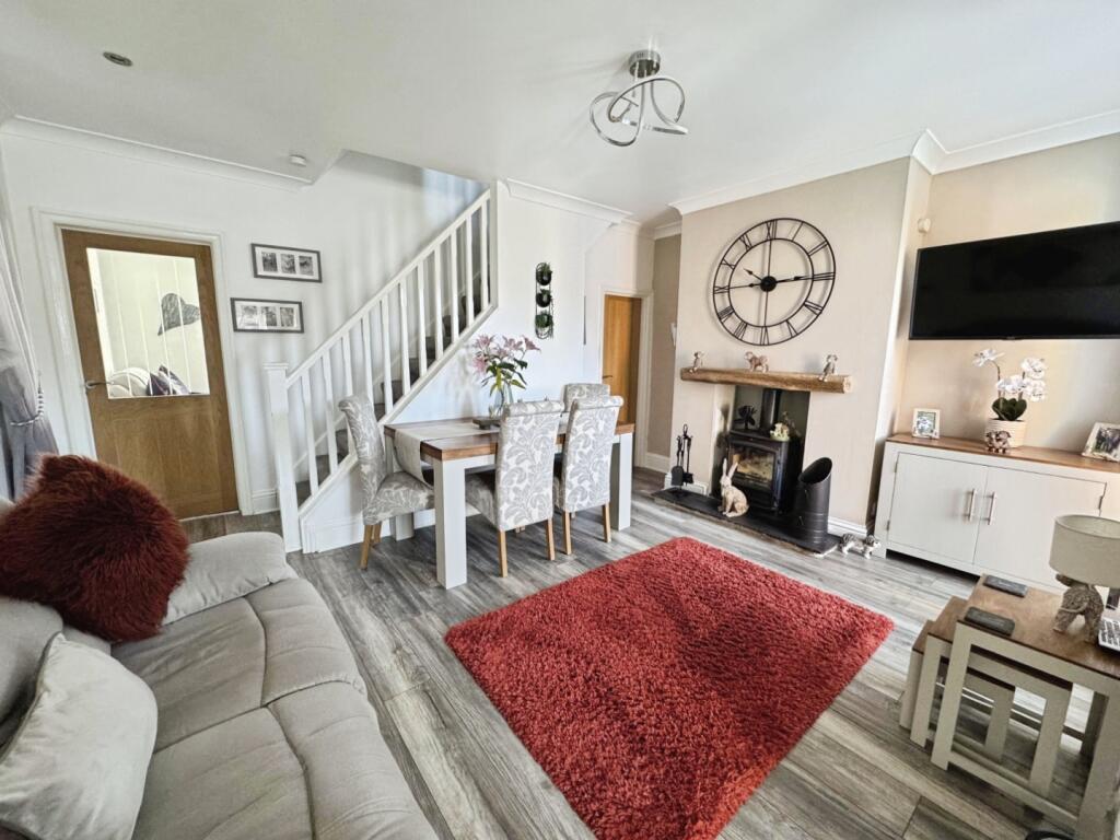 pbox-living_room-339709.jpg