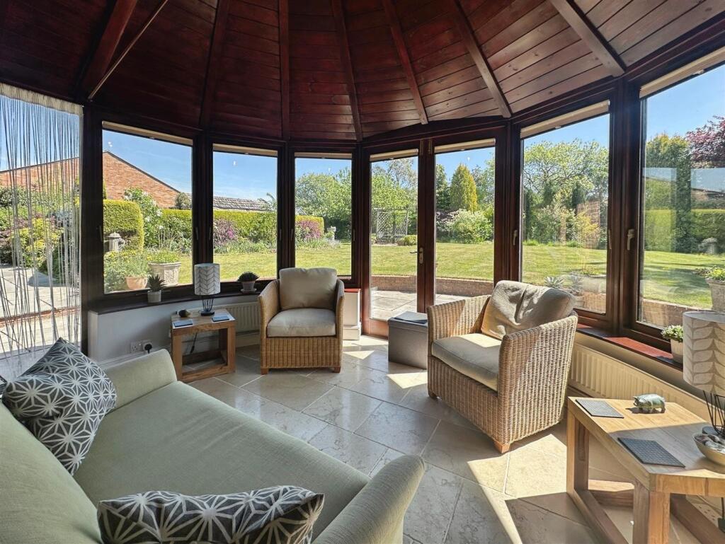 fe7eb471--442C-91E1-64622765D5E3-40577-00000CE344F