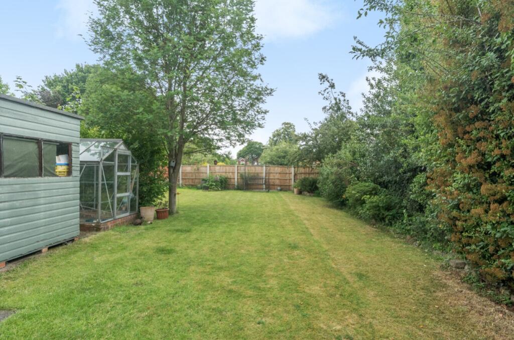 1303703-25-68519cefc52c1-ARW