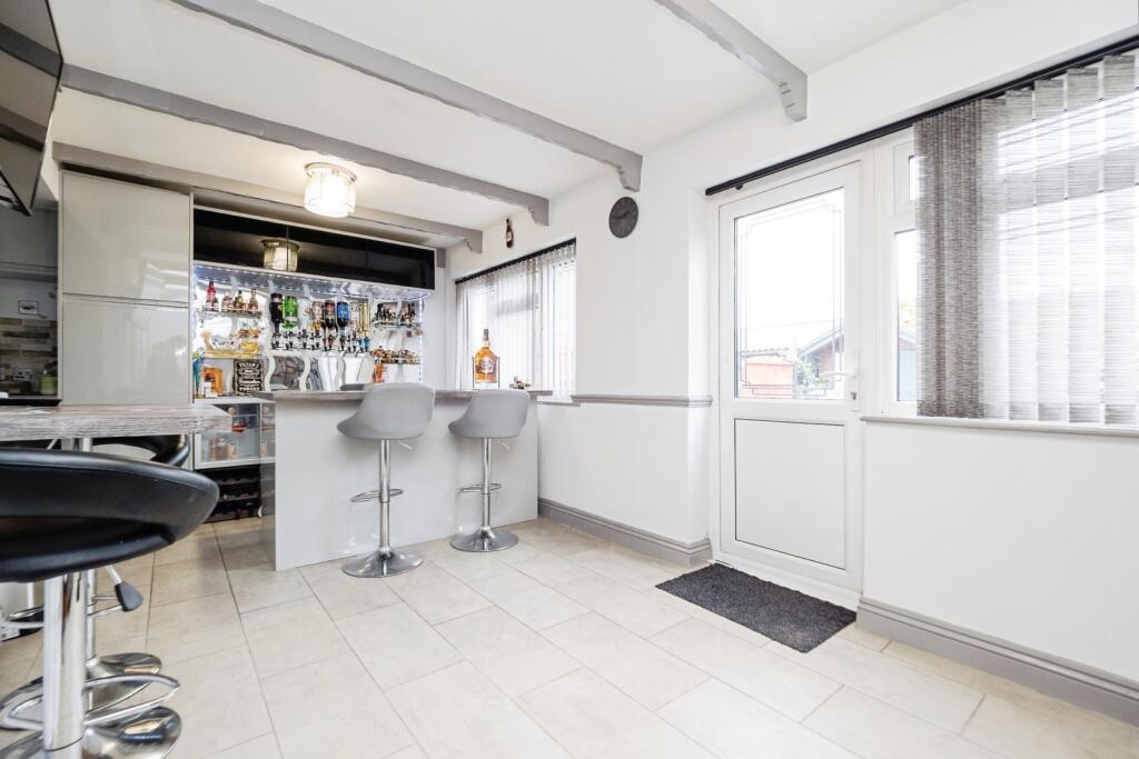 Breakfast Kitchen