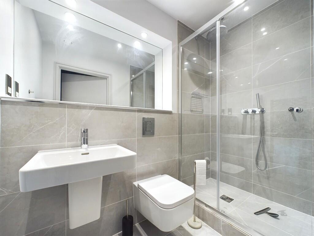 Ensuite Bathroom
