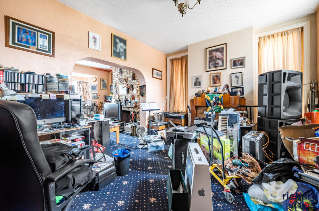 7841ce34-2edd-4de...