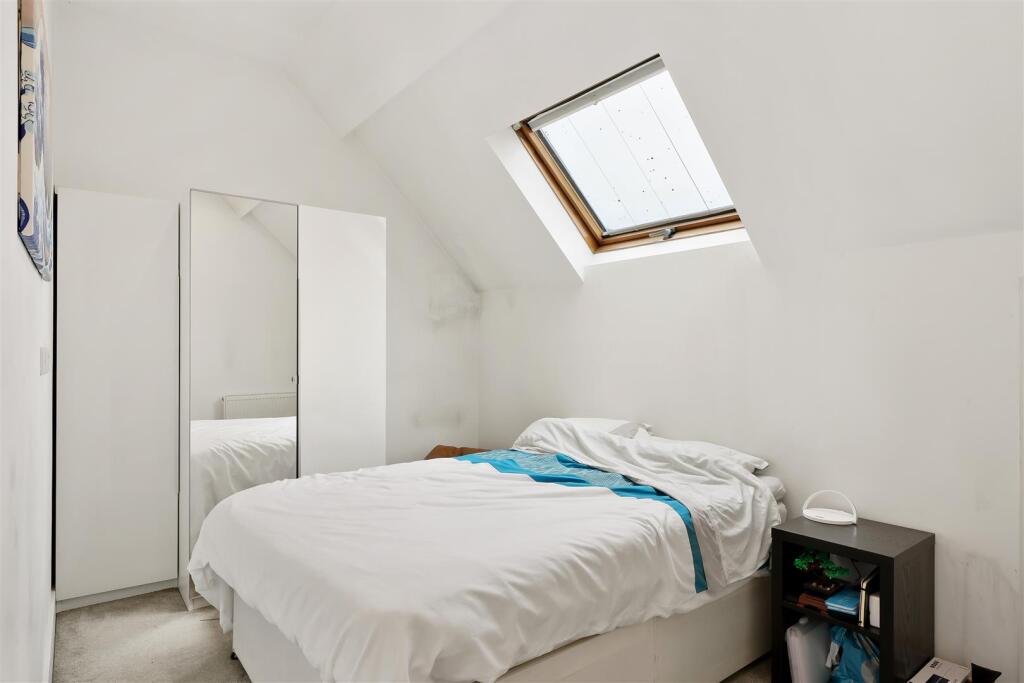 Aldershot Road (2).jpg