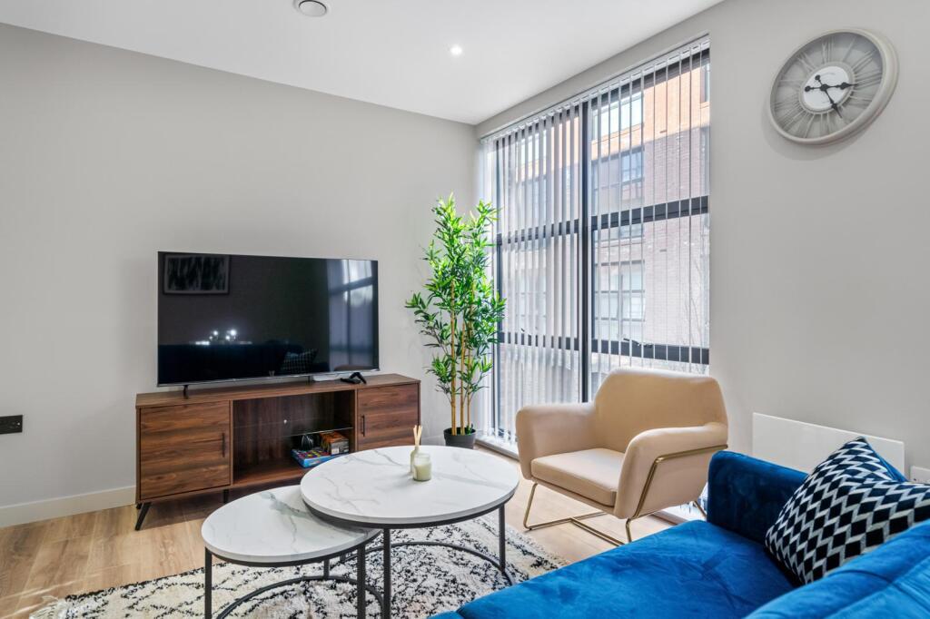 2-bedroom Luxury apartment To Let Pressworks B3