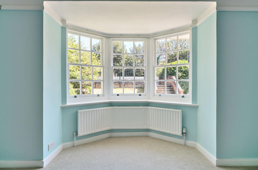 1335861-18-689a02...