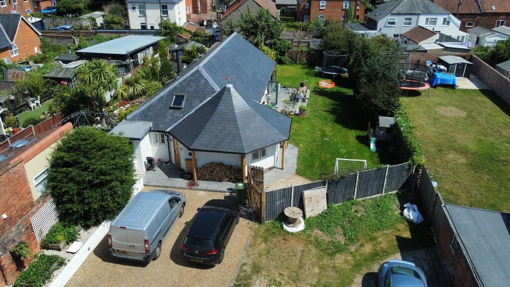 dji_fly_20240805_...