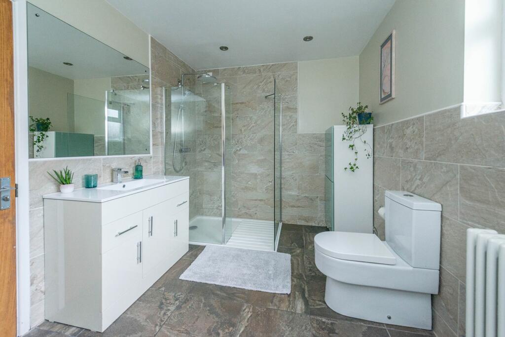 BEDROOMS AND BATHROOMS