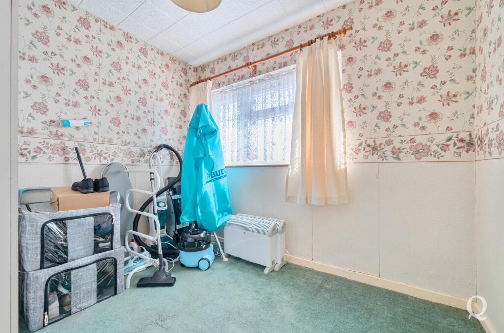 d4ee32ba-d050-490...