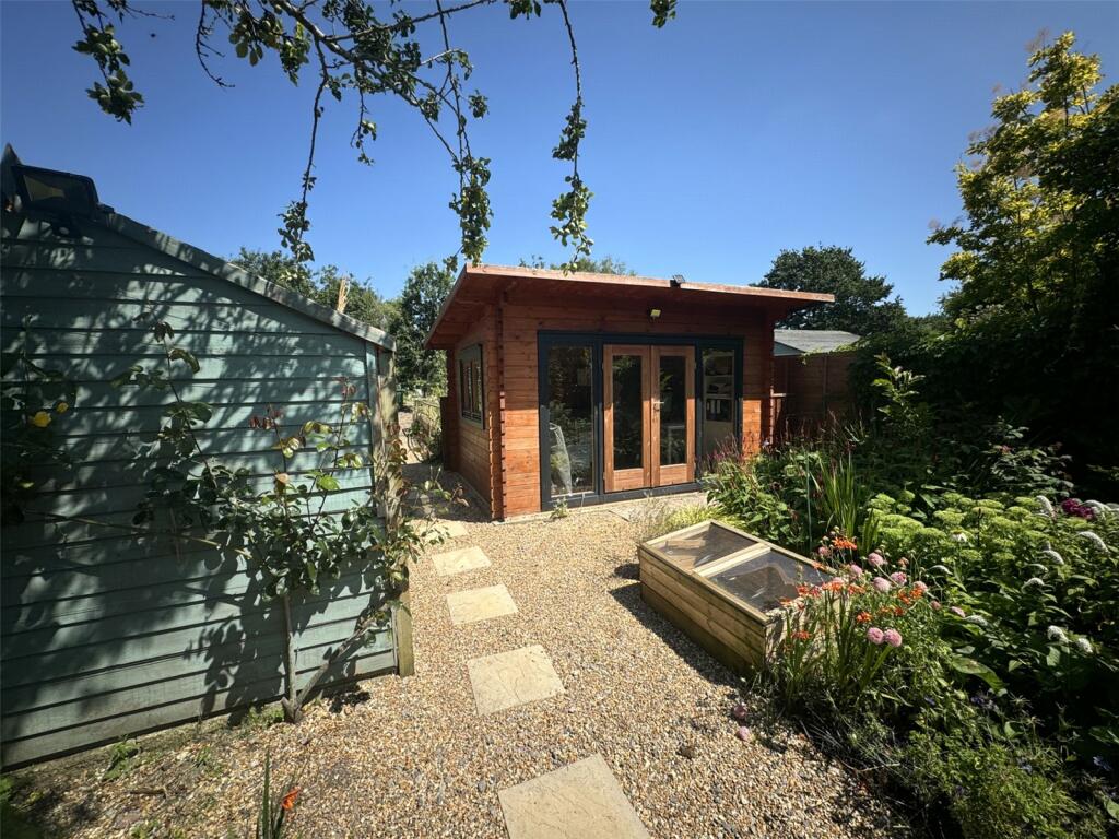 Cabin/Office