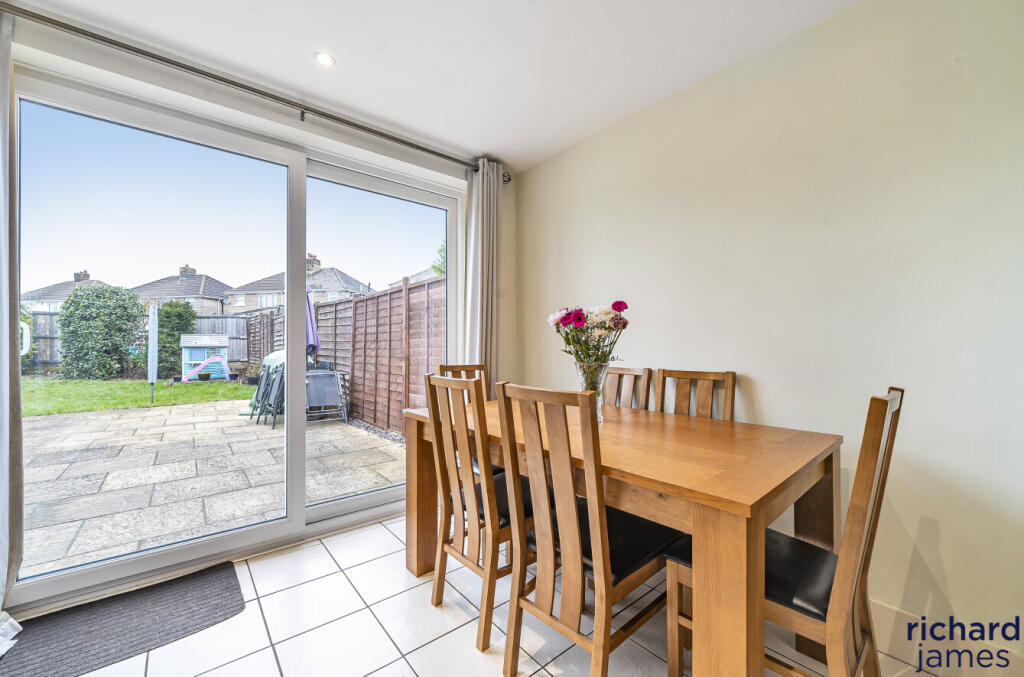 f15abf8bc1af4795b25cd997af3f8b77