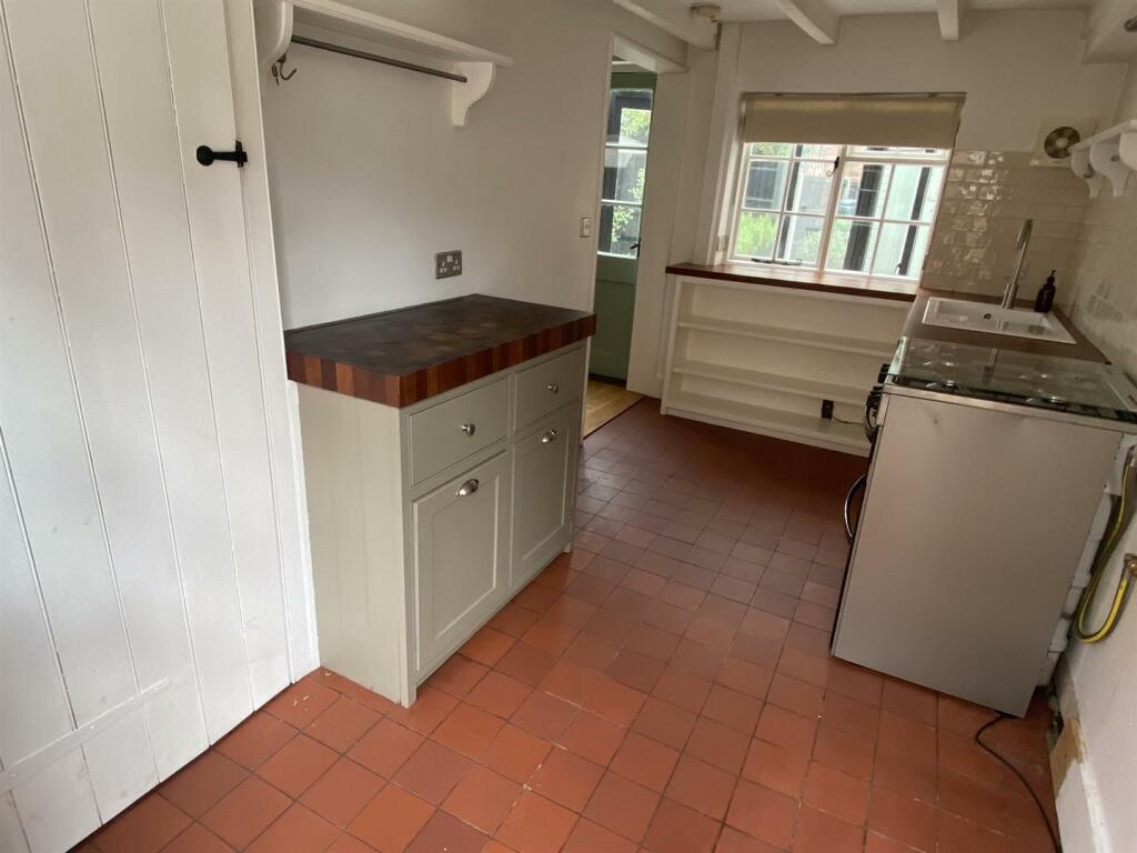 Breakfast kitchen