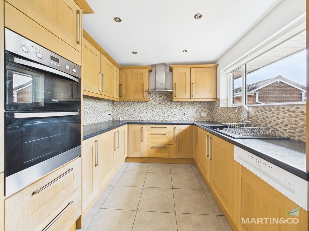 CAM03111G0-PR0360...