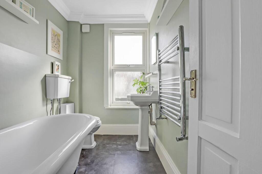 10-d0d7JHPropWorld - 35 Percy Road - 29-medium.jpg