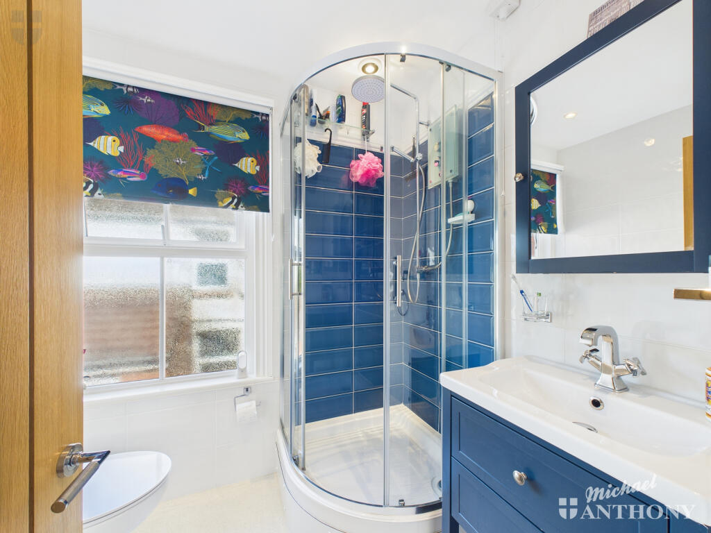 CAM03218G0-PR0699-STILL002