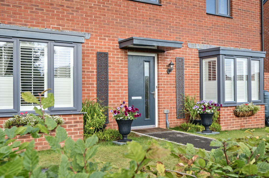 1343017-21-68b570...