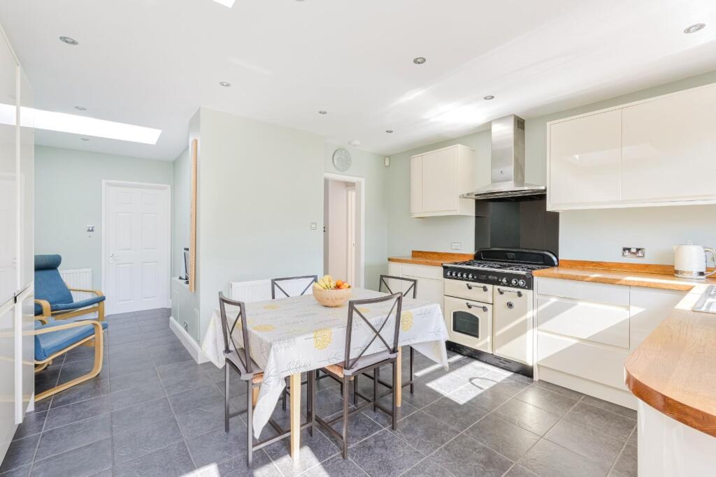 BRADFORD DRIVE (19).jpg