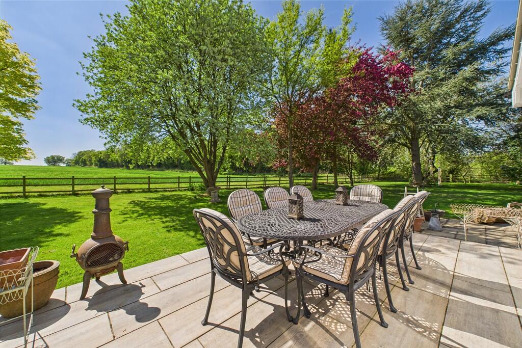 CAM01689G0-PR0465...