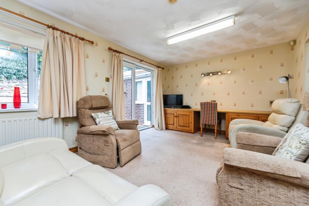 pbox-living_room-332060.jpg